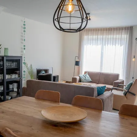 Hoogelandt 136 En 136a * Де-Коог