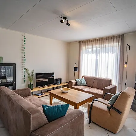 Hoogelandt 136 En 136a *