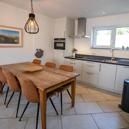 Hoogelandt 136 En 136a